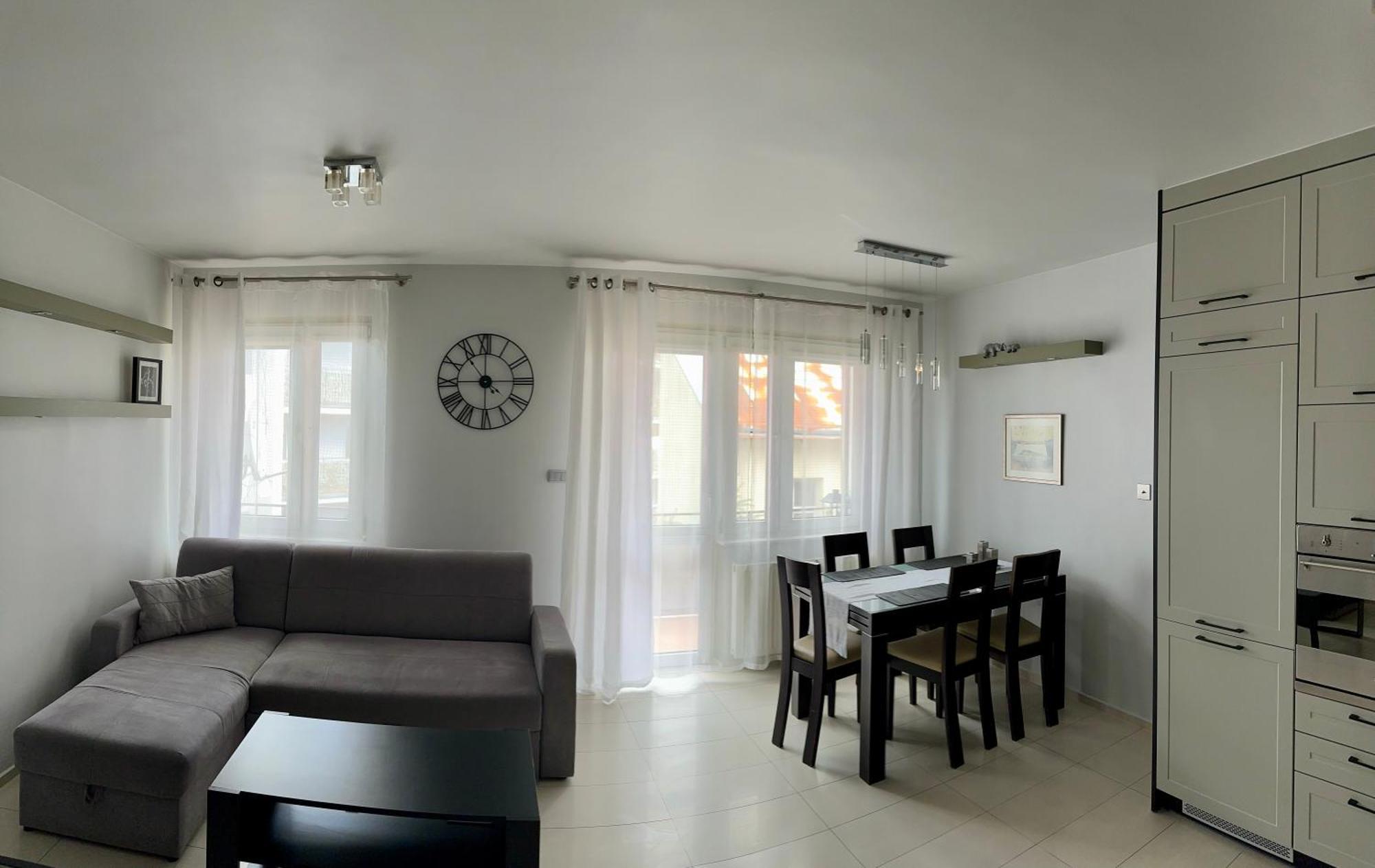 Przystanek Sanok Apartament W Scislym Centrum Экстерьер фото