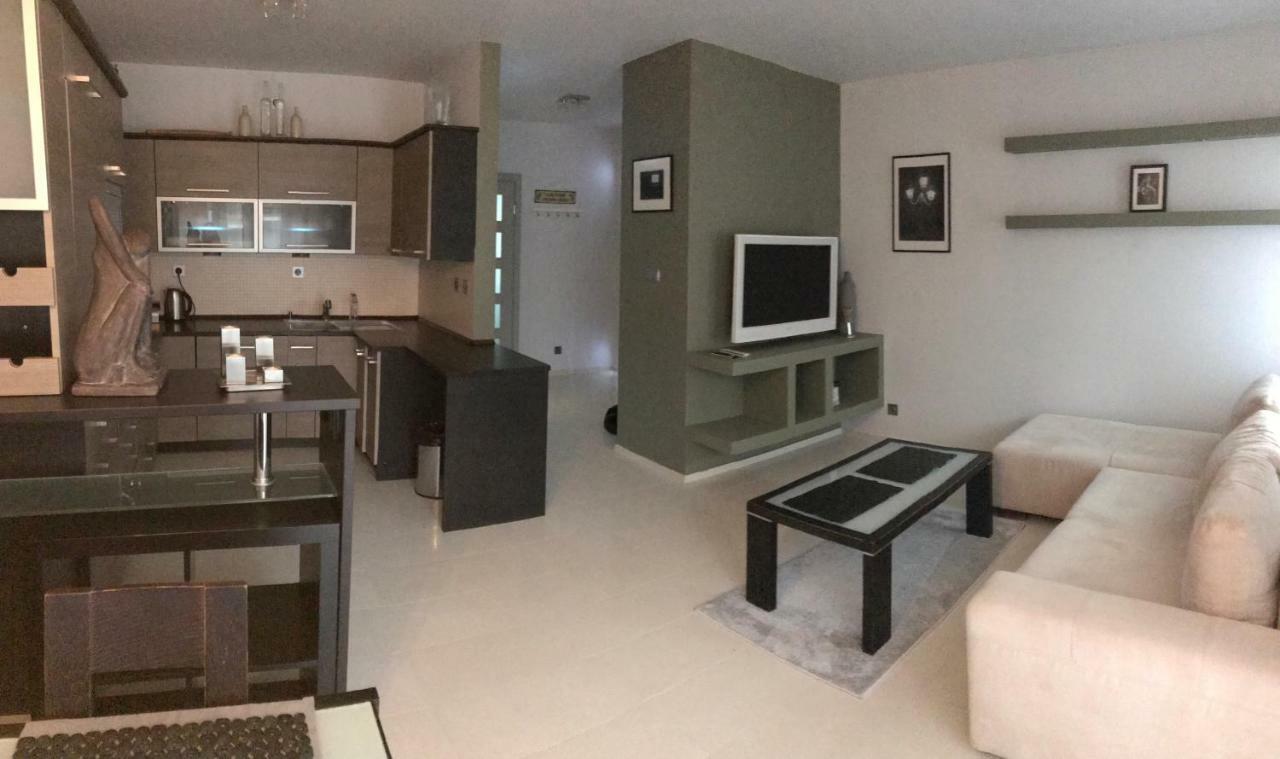 Przystanek Sanok Apartament W Scislym Centrum Экстерьер фото
