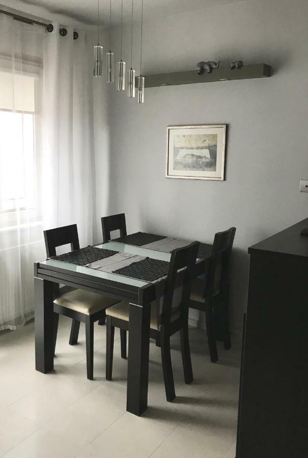 Przystanek Sanok Apartament W Scislym Centrum Экстерьер фото